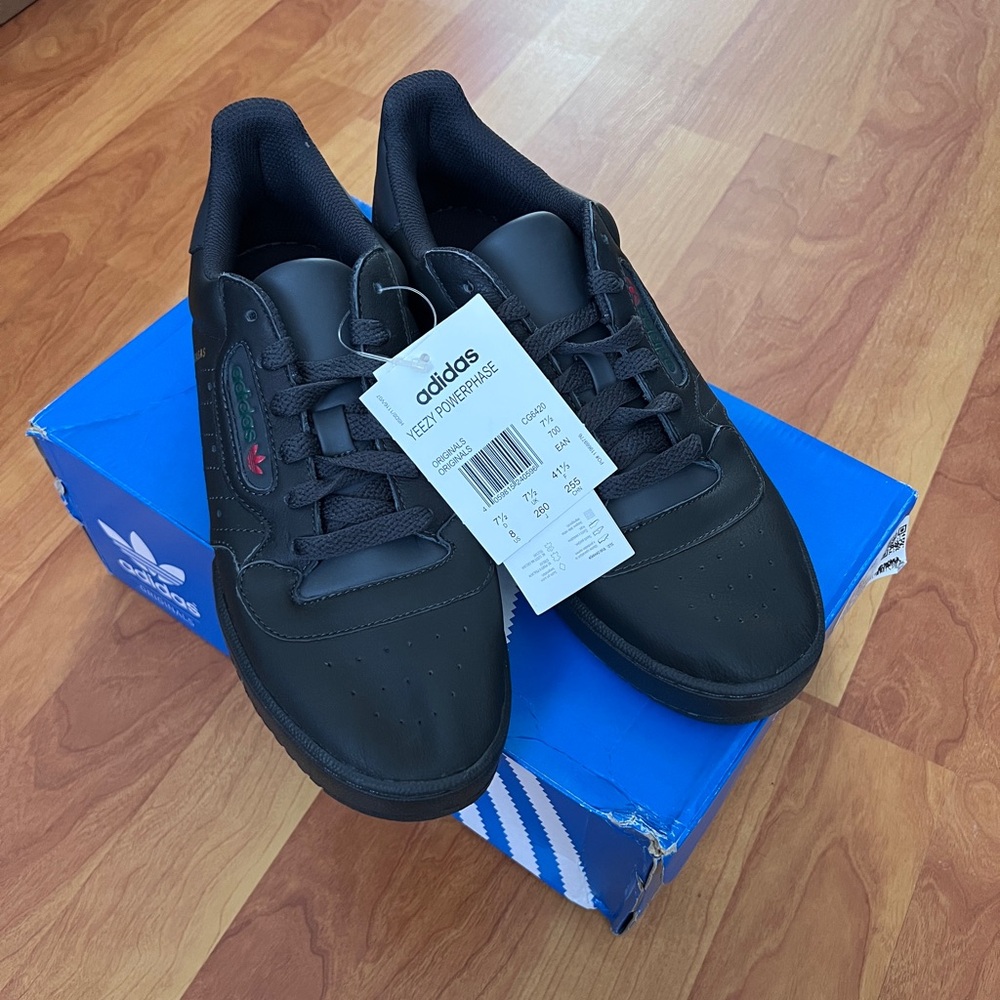 BNIB Adidas Yeezy Powerphase Sneakers Black -Size 8